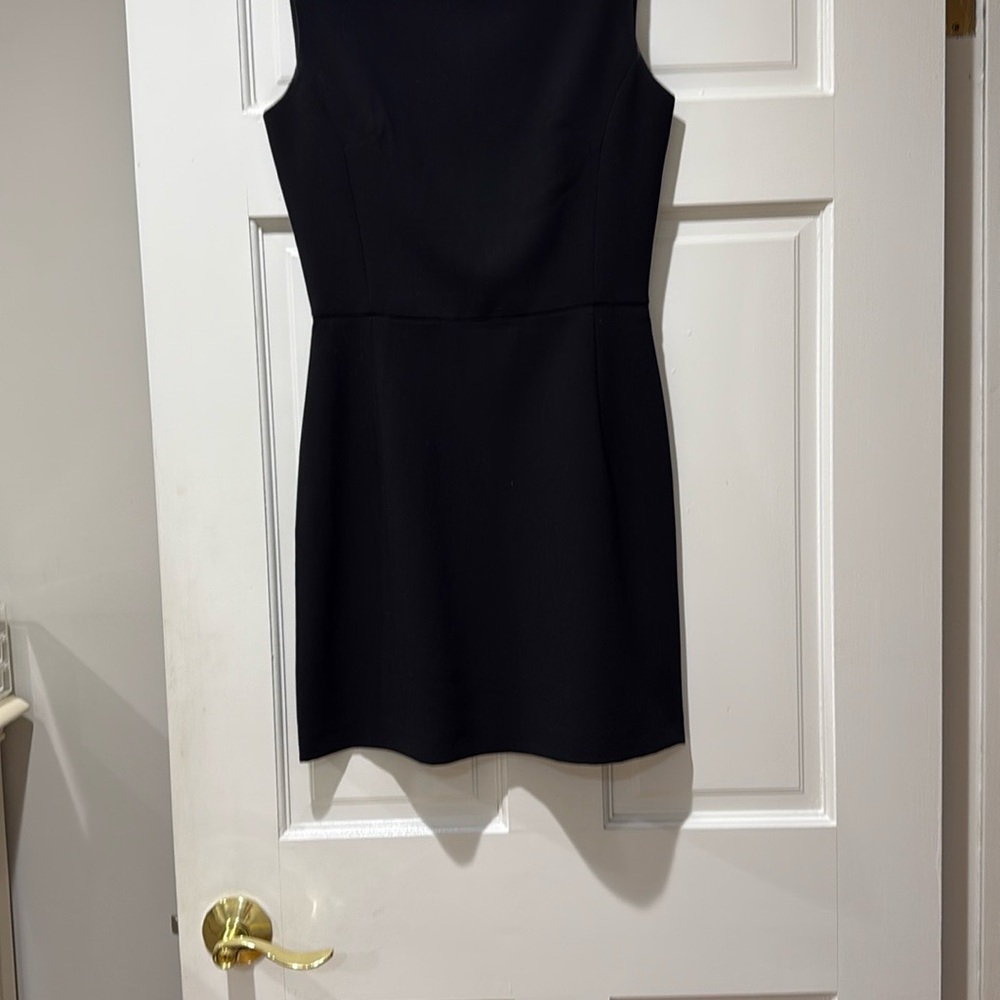 Elegant Black Sleeveless Dress